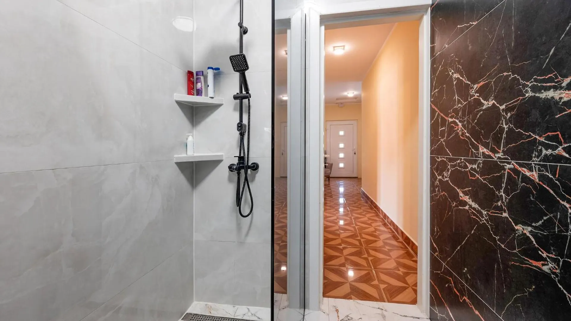 3 Bedroom Beautiful Apartment In Pula Holiday home