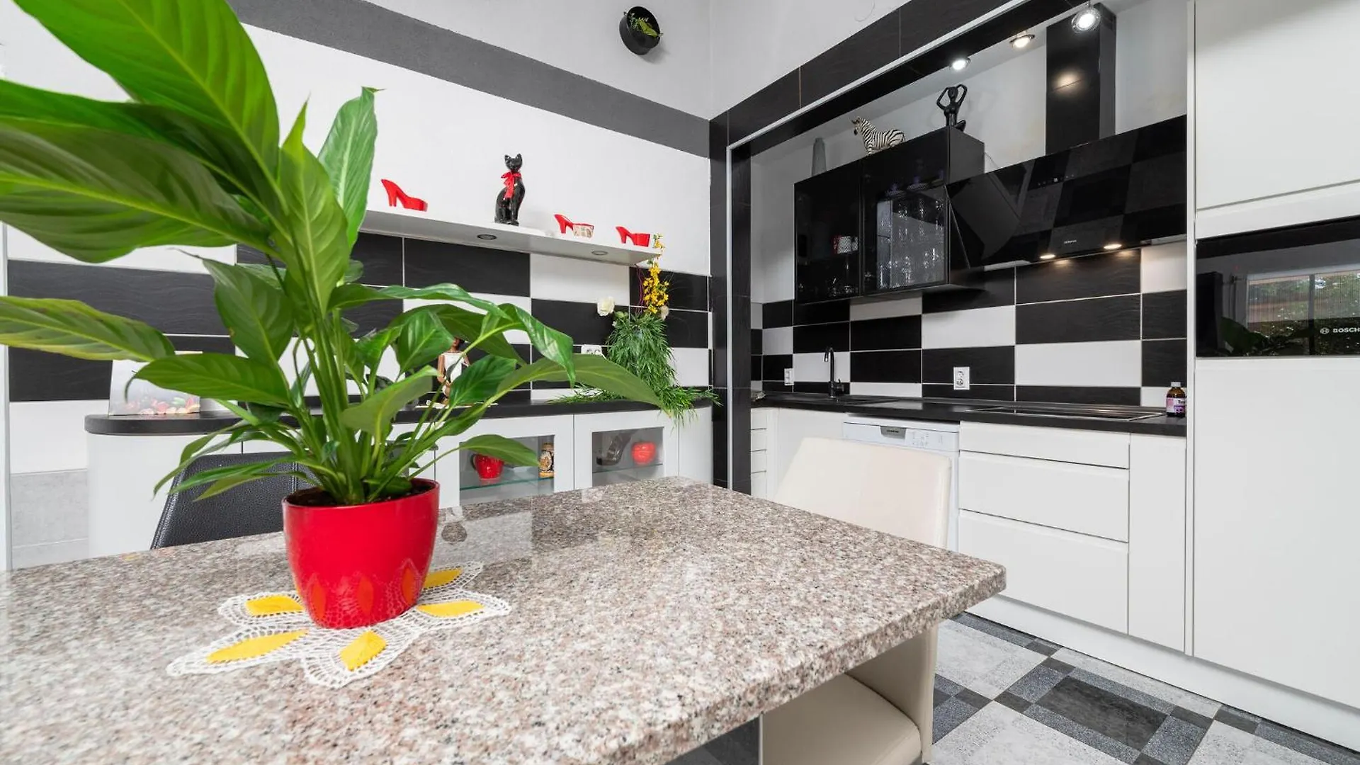 Holiday home 3 Bedroom Beautiful Apartment In Pula